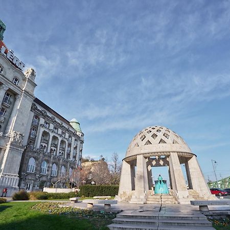 Nanirol Apartment At Gellert Bath Budapest Exterior photo