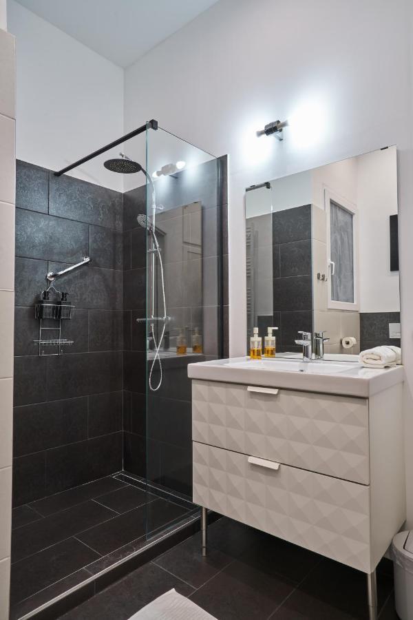 Nanirol Apartment At Gellert Bath Budapest Exterior photo