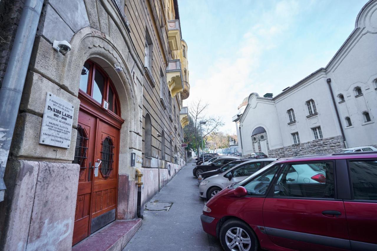 Nanirol Apartment At Gellert Bath Budapest Exterior photo