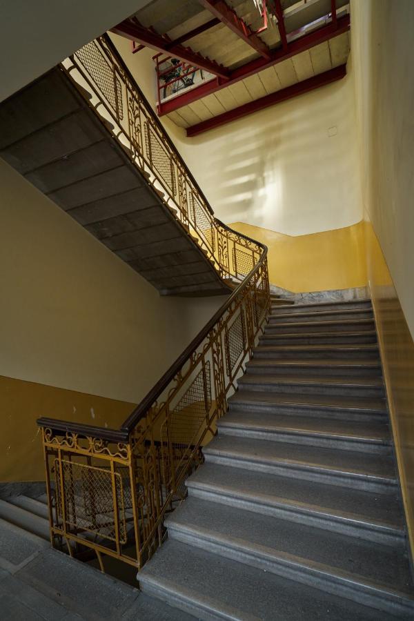 Nanirol Apartment At Gellert Bath Budapest Exterior photo