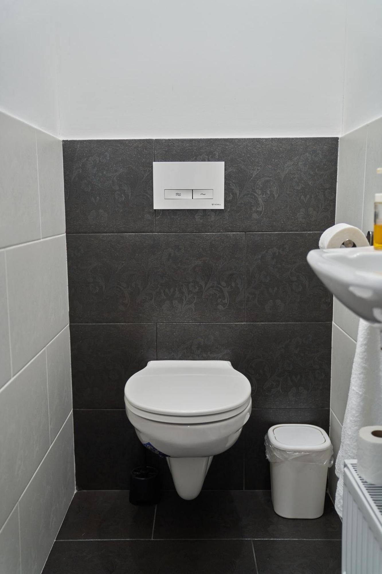 Nanirol Apartment At Gellert Bath Budapest Exterior photo