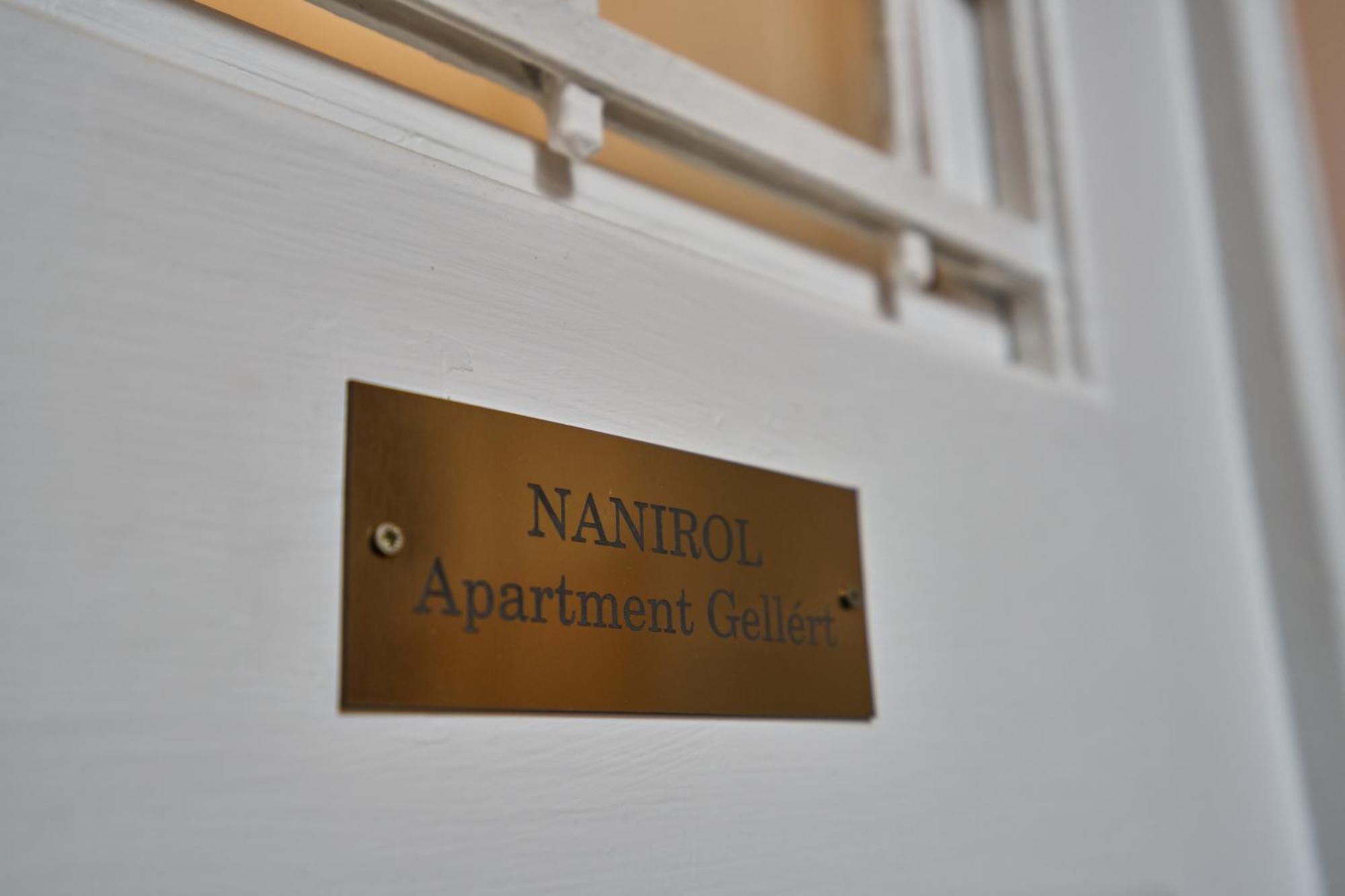 Nanirol Apartment At Gellert Bath Budapest Exterior photo
